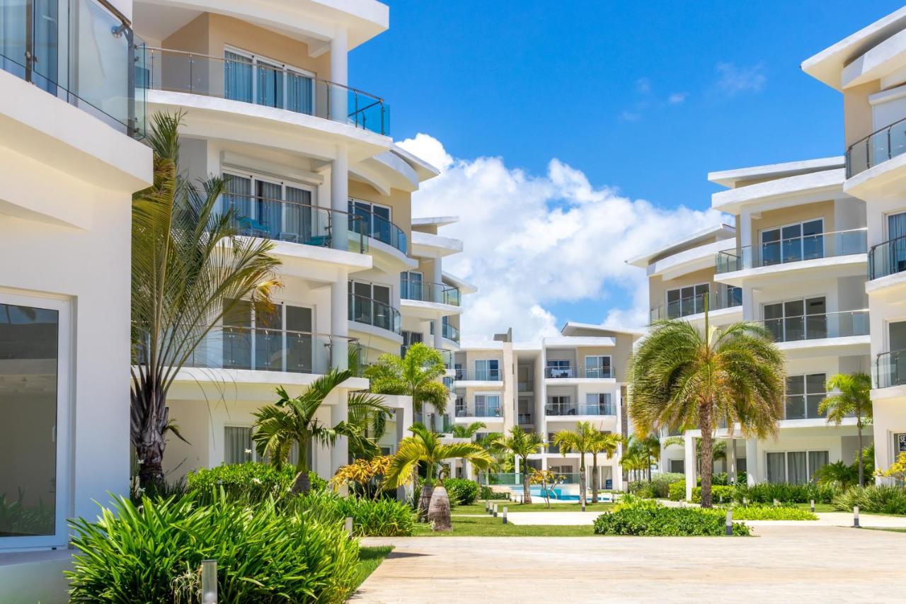 Family Getaway Apartment - Right On The Beach Punta Cana Kültér fotó
