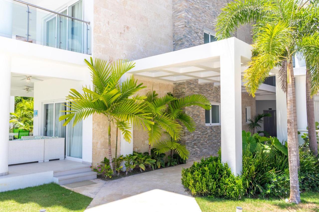Family Getaway Apartment - Right On The Beach Punta Cana Kültér fotó